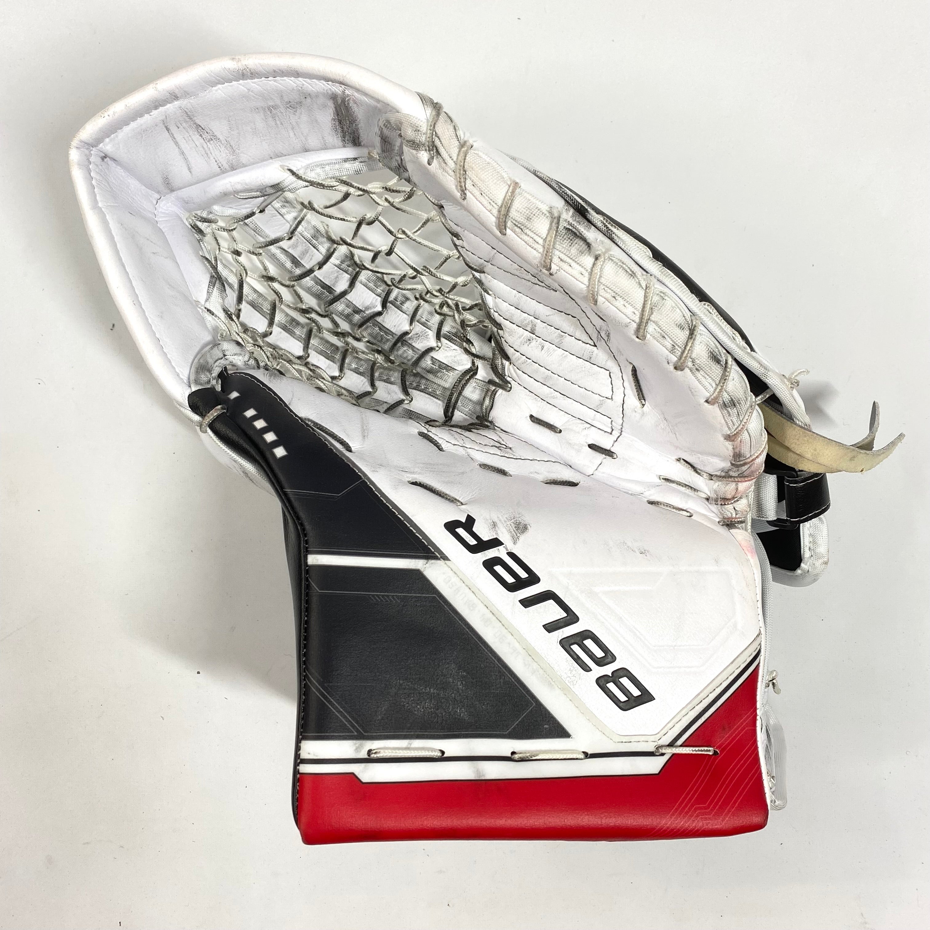 Bauer Supreme Mach - Gant de gardien Pro Stock d'occasion - (Blanc/Rouge/Noir)